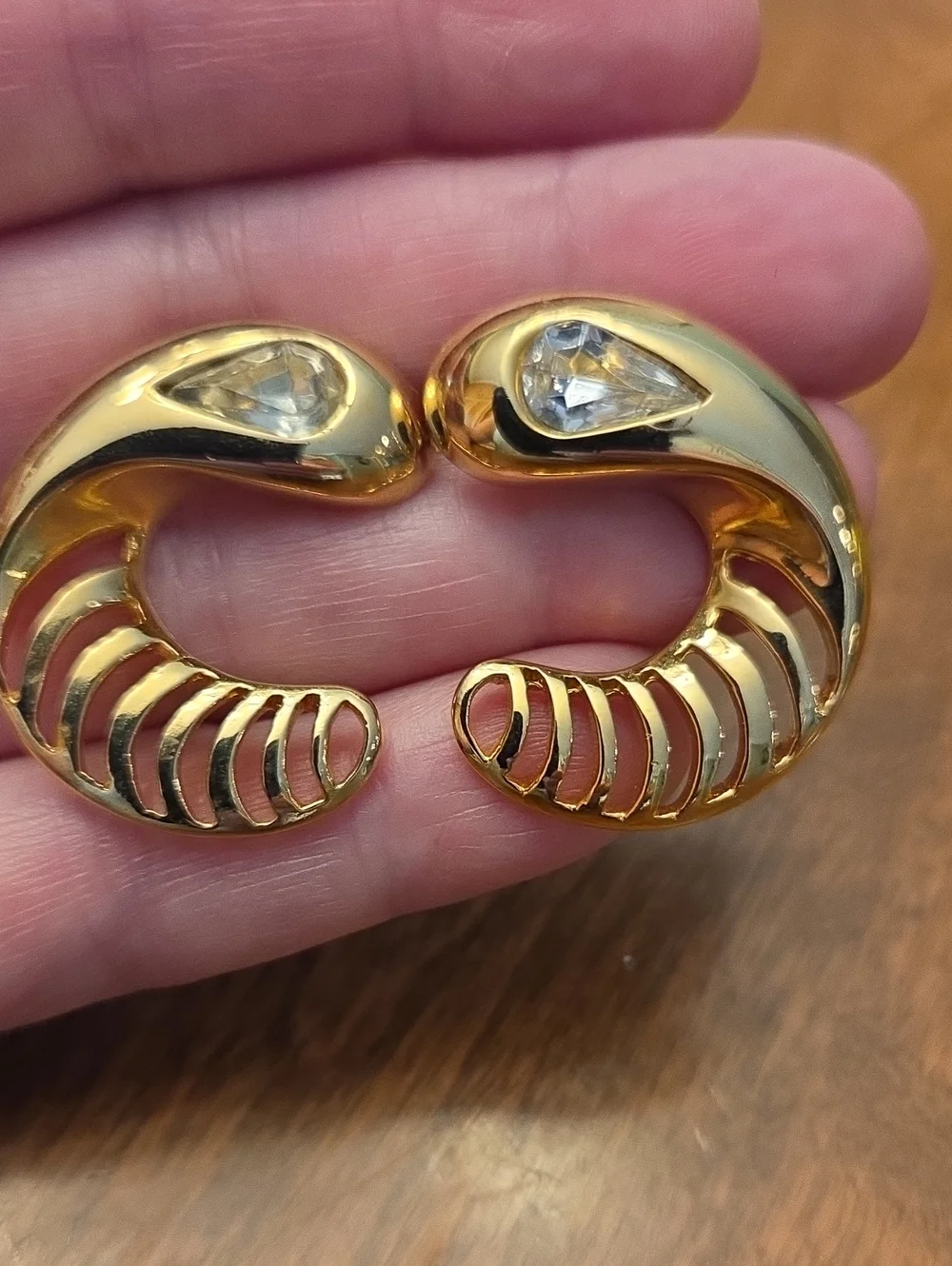 Vtg Trifari -Elegant Gold Earrings with Crystal Accents